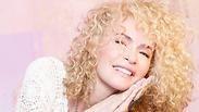 אישתר    