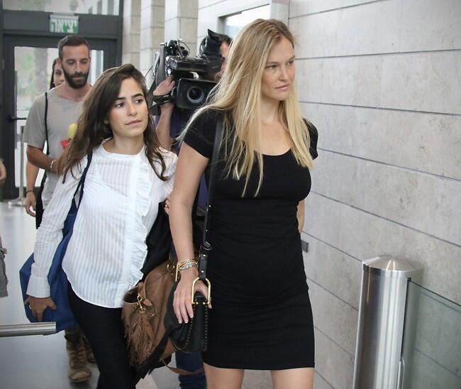 טוב, עזבי, במקרה שלך גם חיוך יכול לעזור אצל השופט (צילום: אבי מועלם) טוב, עזבי, במקרה שלך גם חיוך יכול לעזור אצל השופט