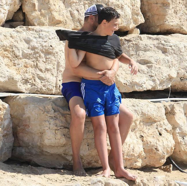 לזה אנחנו קוראים עבודת צוות (מוטי לבטון) לזה אנחנו קוראים עבודת צוות