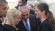 ראש הממשלה בניחום האבלים 