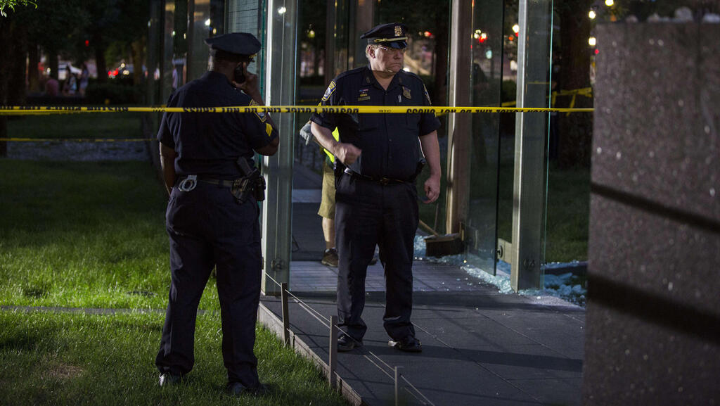 Jewish memorial vandalized in the U.S. (Photo: AFP) Jewish memorial vandalized in the U.S.