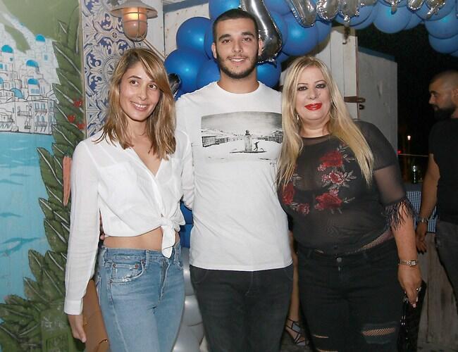 אמא למופת. כוכב פרי וילדיה (צילום: ענת מוסברג) אמא למופת. כוכב פרי וילדיה