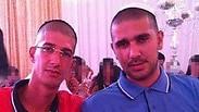 שקד (באדום) ומלכה