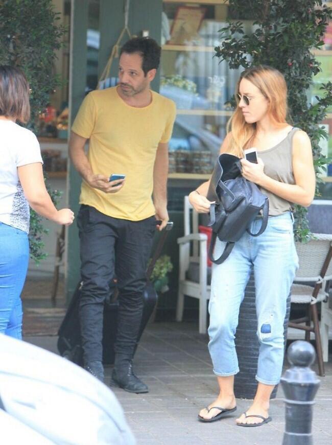מה זה? הרגע נחתת? (צילום: מוטי לבטון) מה זה? הרגע נחתת?