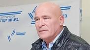 אסף חפץ 