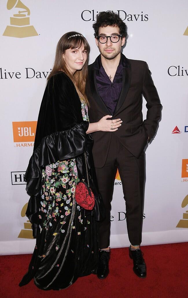 נשבר לנו הלב. לנה דנהאם וג'ק אנטונוף (צילום: Gettyimages) נשבר לנו הלב. לנה דנהאם וג'ק אנטונוף