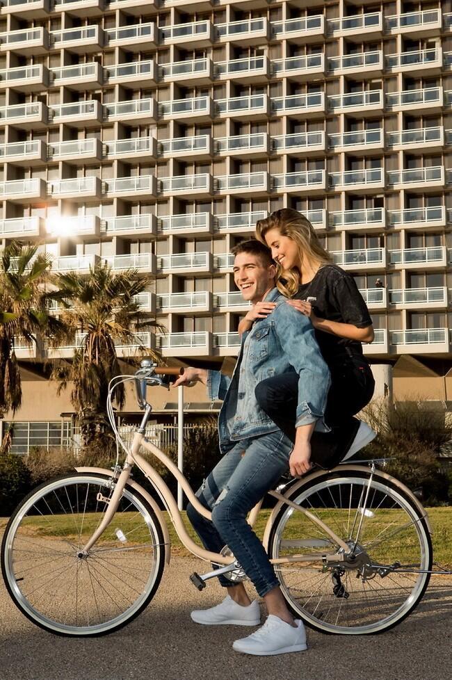 אביביים