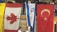 הדגל מחוזר למקומו