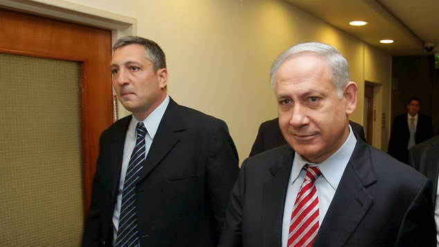 ארכיון. בנימין נתניהו עם ניר חפץ (צילום: עמית שאבי) ארכיון. בנימין נתניהו עם ניר חפץ