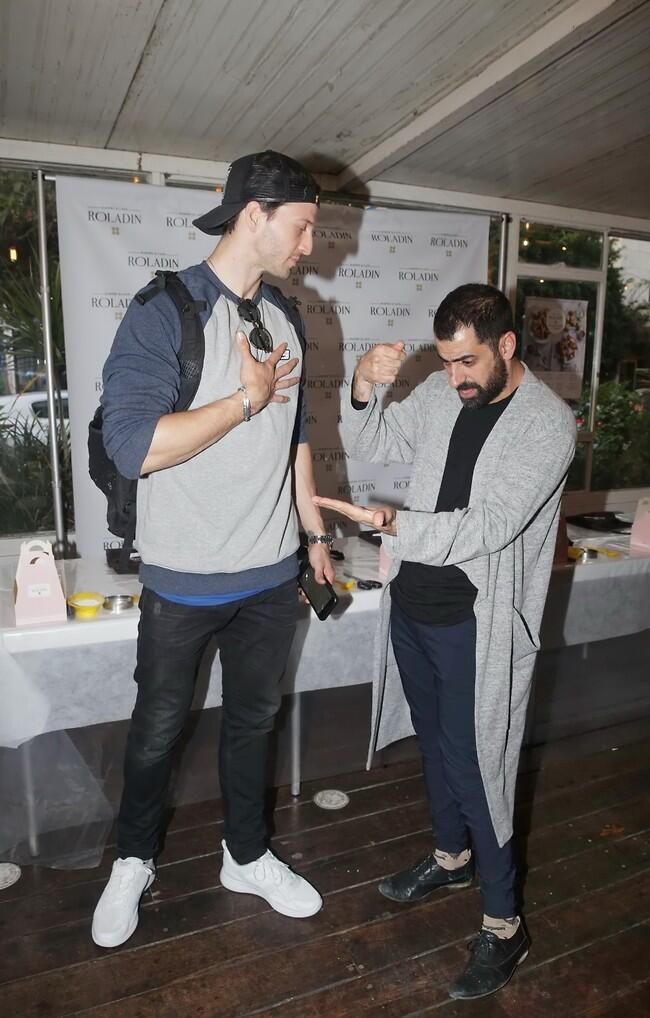 מבוהל. מייקל לואיס ואסי ישראלוף