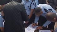 השוטרים שנרתמו לסייע לילד