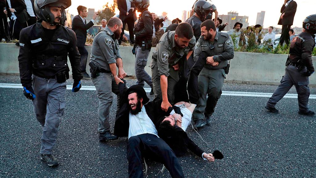 Haredi protest against mandatory IDF recruitment 
