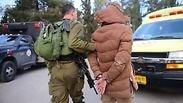 מעצר המחבל עבד אל-חכים עאסי אשר רצח בפיגוע דקירה את הרב איתמר בן גל