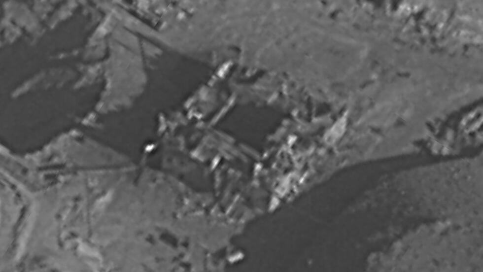 Arial image of suspected Syrian reactor, in Deir ez-Zor (Photo: IDF Spokesperson's Unit) ה כור