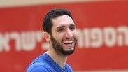 איתי שגב וכרם משעור באימון