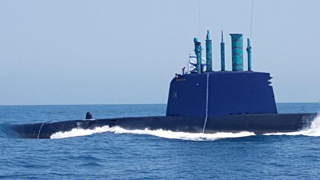An Israeli Dolphin submarine (Photo: Gil Nechushtan) ספינת חיל הים