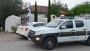 פעוט טבע בבריכה