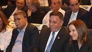 שלי יחמוביץ אבי גבאי עמיר פרץ ועידת מפלגת העבודה ציון 70 שנה לפעילותה תל אביב