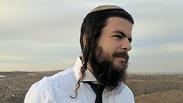 נתי רום תושב אש קודש אשר מבקש להעביר את שגרירות שוויץ מתל אביב לירושלים