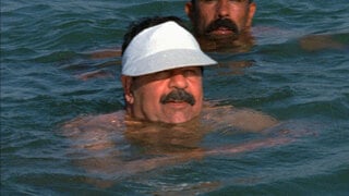 סדאם חוסיין שוחה ב 1997
