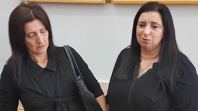 רוית סבג (מימין) ביום הכרעת הדין (צילום: גיל נחושתן) רוית סבג (מימין) ביום הכרעת הדין