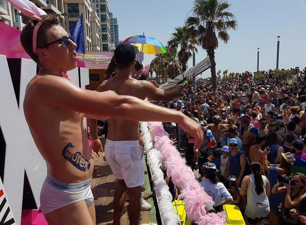 Tel Aviv's annual Gay Pride Parade is attended by hundreds of thousands of people from all over the world (Photo: Asaf Kamer) מצעד הגאווה 2018