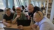 משפחה במבחן: כשכולם לומדים לתואר ביחד