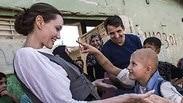 אנג'לינה ג'ולי בביקור במוסול