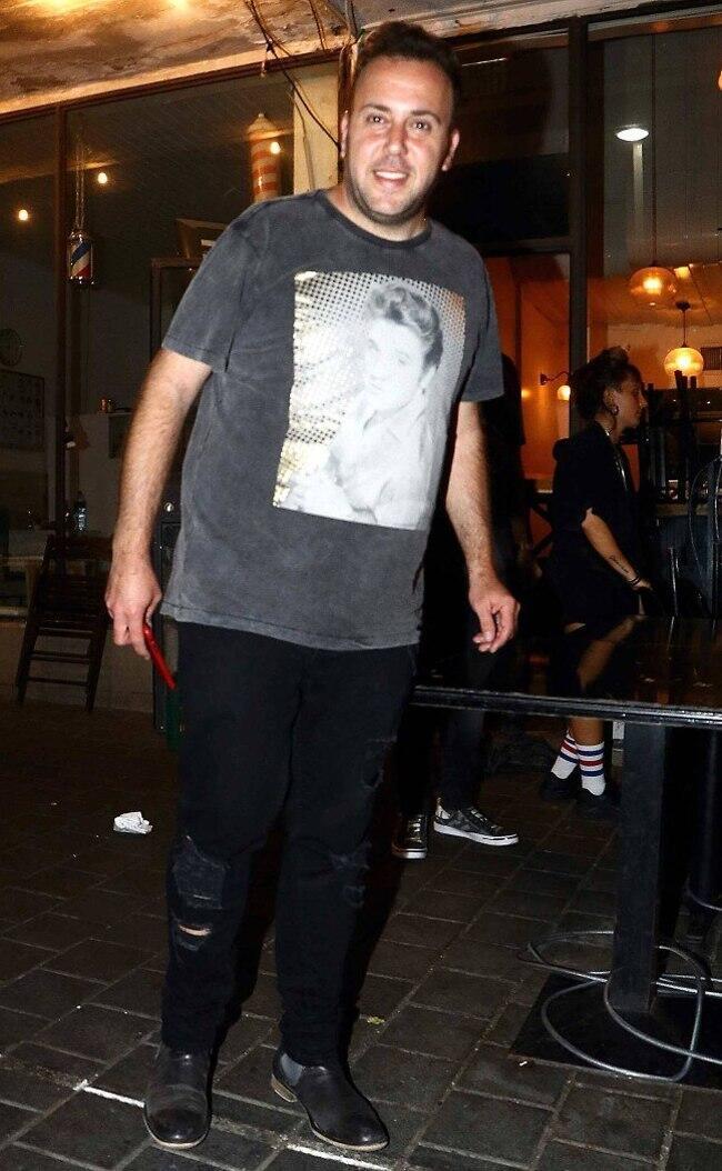 הנה אלביס. ניקי גולדשטיין