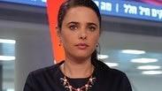 איילת שקד מתאחרת באולפן ynet