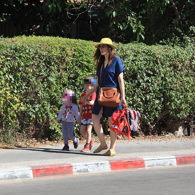 זמן איכות עם אימא. יונית לוי, אנני ויהונתן