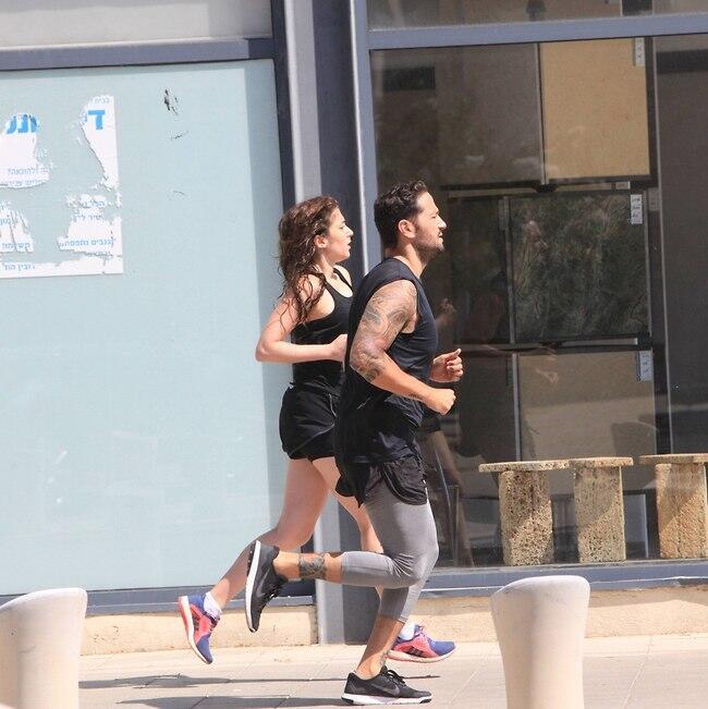 יותר קל בשניים (צילום: מוטי לבטון) יותר קל בשניים