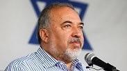 אביגדור ליברמן סיור במעבר כרם שלום