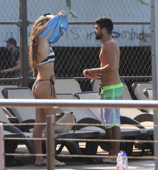 ממי, את מסתדרת? אושרי כהן והחברה אריאל רייס (צילום: מוטי לבטון) ממי, את מסתדרת? אושרי כהן והחברה אריאל רייס