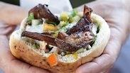 מסביח ועד בגט: אוכל רחוב בהוד השרון