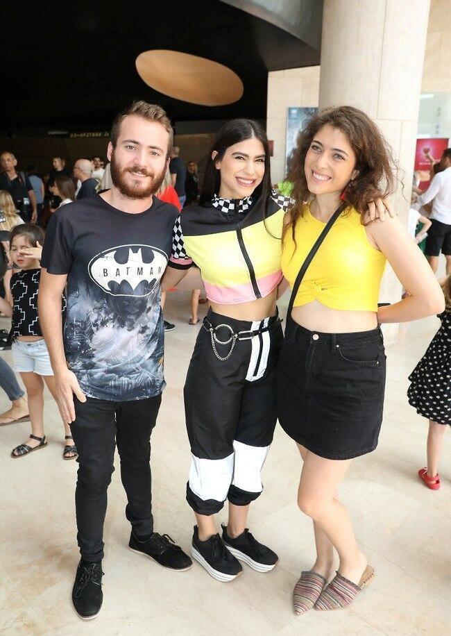 תיאמתם מראש? רוני דלומי, דניאל מורשת ורוני נדלר (צילום: רפי דלויה) תיאמתם מראש? רוני דלומי, דניאל מורשת ורוני נדלר