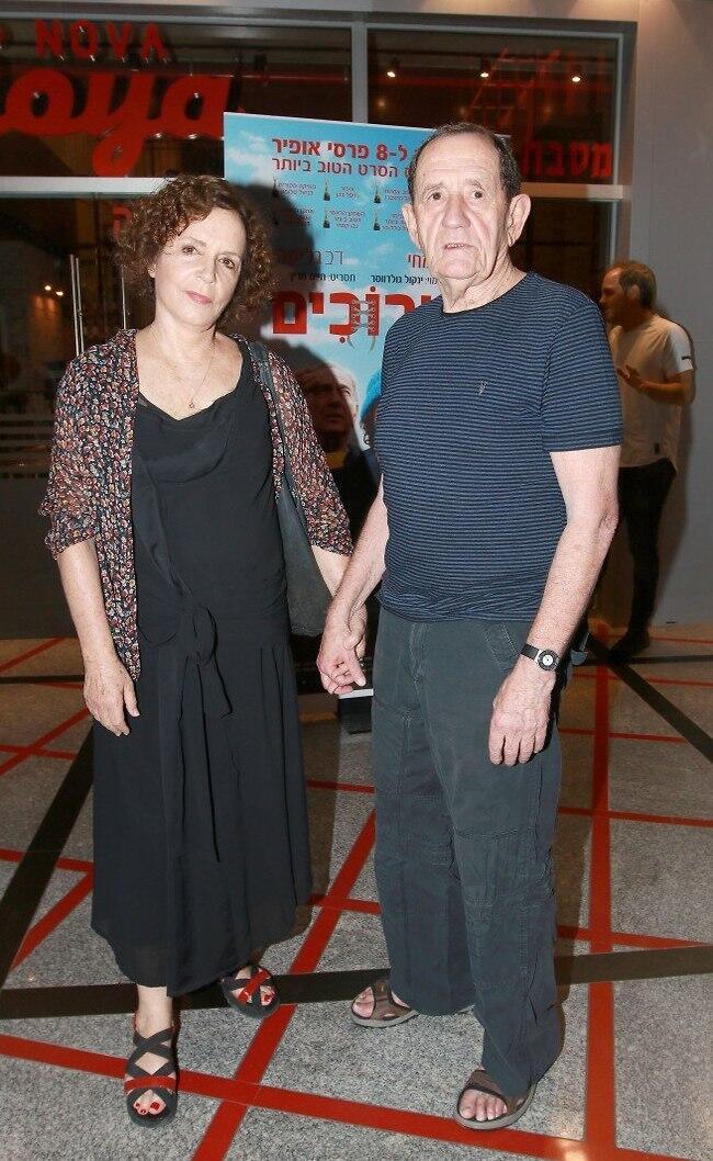 קרובים קרובים. גדליה בסר וליאורה רבלין (צילום: ענת מוסברג) קרובים קרובים. גדליה בסר וליאורה רבלין