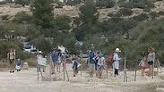 מטיילים בבית גוברין בחג ראש השנה