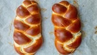 "מוציא לחם מן הארץ"  