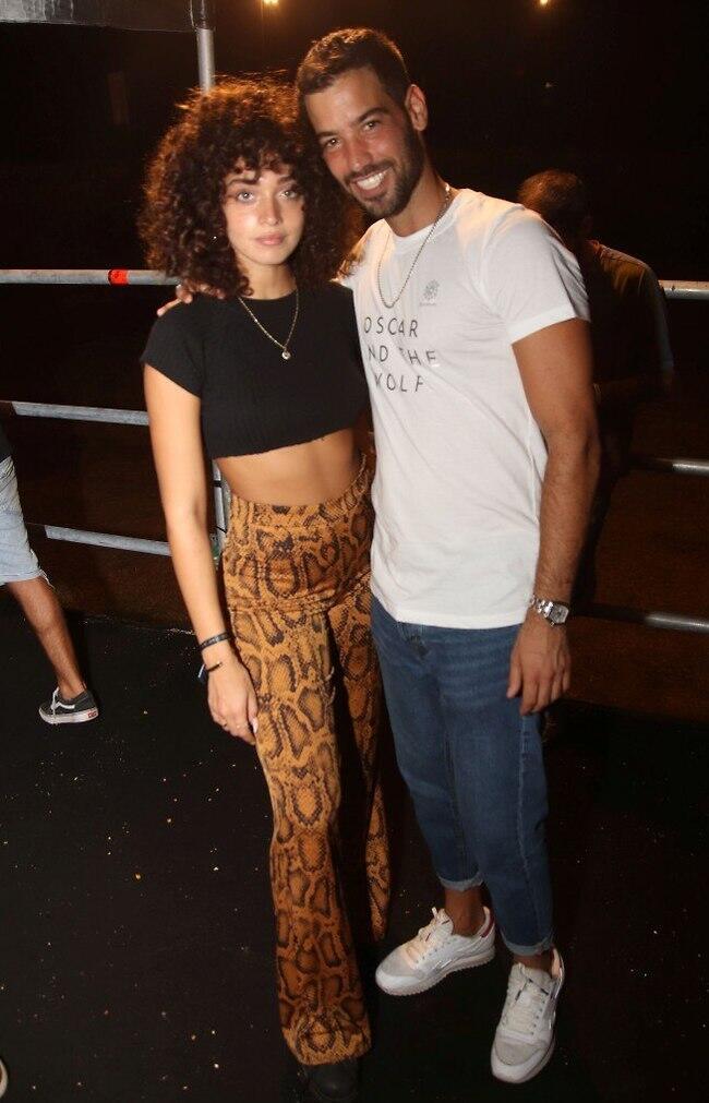 האוהבים הצעירים. עומרי בן נתן ועדן פינס (צילום: אור גפן) האוהבים הצעירים. עומרי בן נתן ועדן פינס