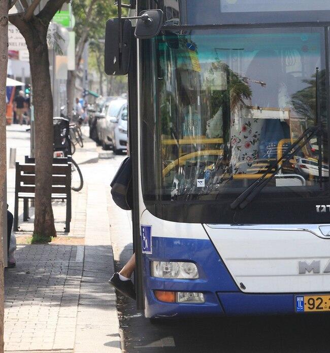 נפרדנו כך (צילום: מוטי לבטון) נפרדנו כך