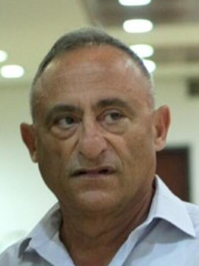 שמעון שיפר