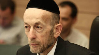 אורי מקלב