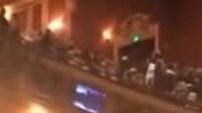 ארה"ב כנר על הגג הצגה קריאות הייל טראמפ