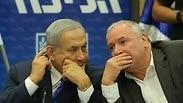 דוד אמסלם ובנימין נתניהו ישיבת סיעה ליכוד 