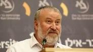 אביחי מנדלבליט באוניברסיטת בר אילן