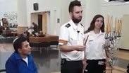 מתנדבת מד"א שטיפלה בחייל צה"ל שנפצע קשה מפגיעת טיל נ"ט באוטובוס