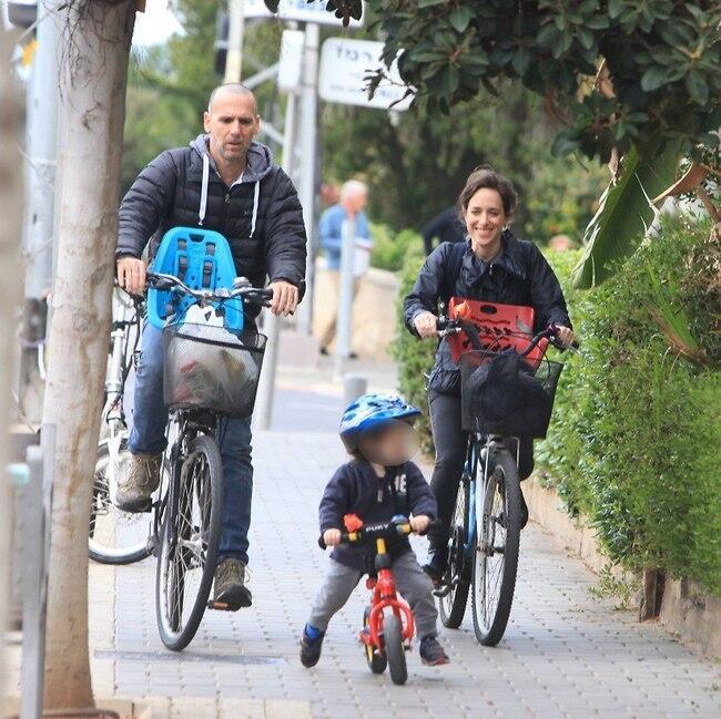 רגע משפחתי! ליאת הר לב, בועז קונפורטי והבן זוהר