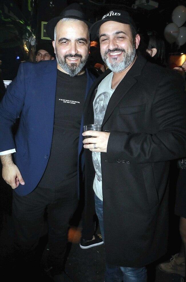 אחוות הכובע. קובי אפללו ומושיקו שטרן