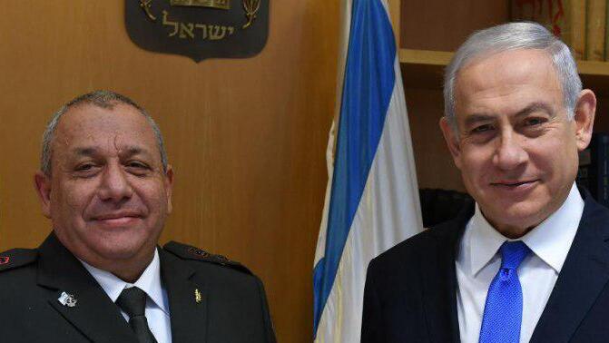 גדי איזנקוט העניק בנימין נתניהו חלק מהקידוח ששימש לאיתור מנהרה  בגבול הצפון